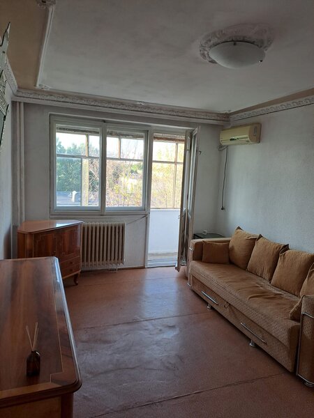 Brancoveanu, Huedin decomandat 3 cam., balcon mare