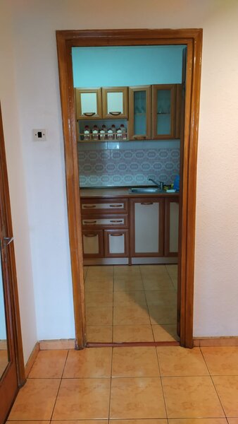 Brancoveanu, Huedin decomandat 3 cam., balcon mare